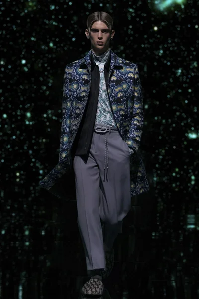 Look 6